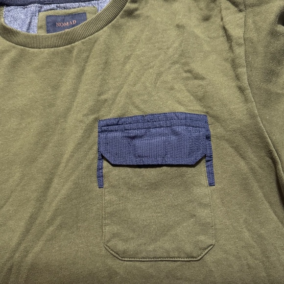 dark green sweater utility style with 1 pocket front brand nomad size large - Picture 2 of 4